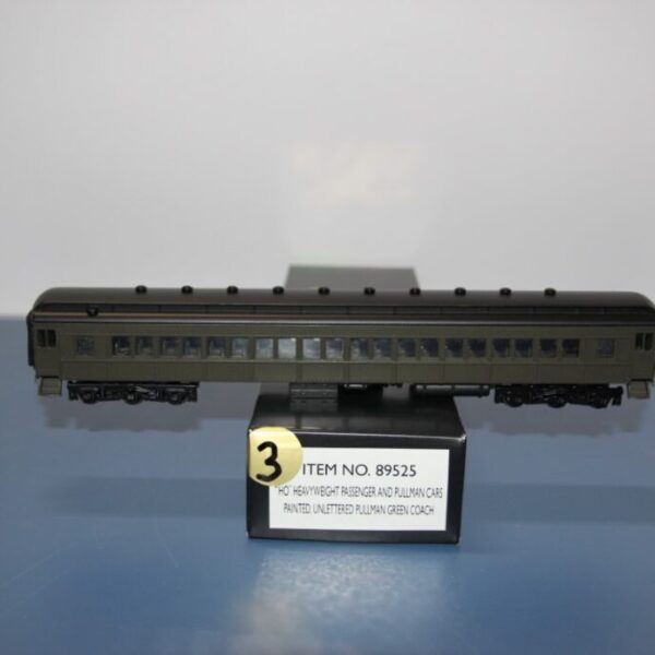 Unlettered Pullman Green, Heavyweight Passenger and Pullman Cars Painted