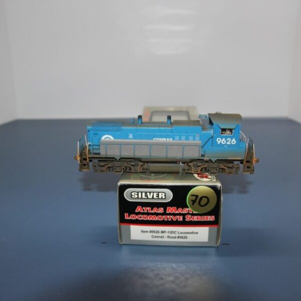 MP-15DC Locomotive Conrail - Road #9626