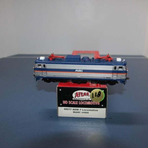 AEM-7 Locomotive Amtrak - MARC #4900