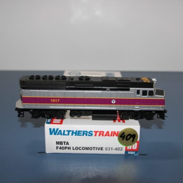 MBTA F40PH Locomotive #1017