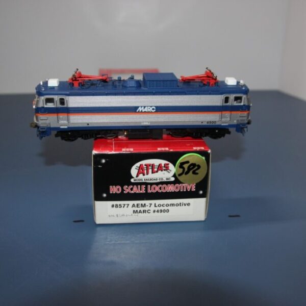 AEM-7 Locomotive Amtrak MARC #4900