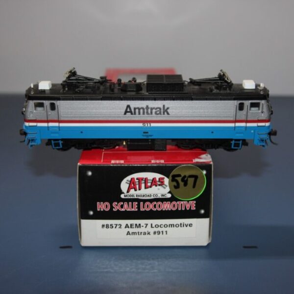 AEM-7 Locomotive Amtrak #901