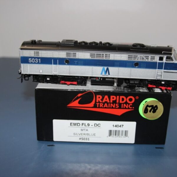 EMD FL9-DC Conrail MTA Silver/Blue #5031