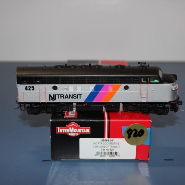 F7A Locomotive New Jersey Transit #425